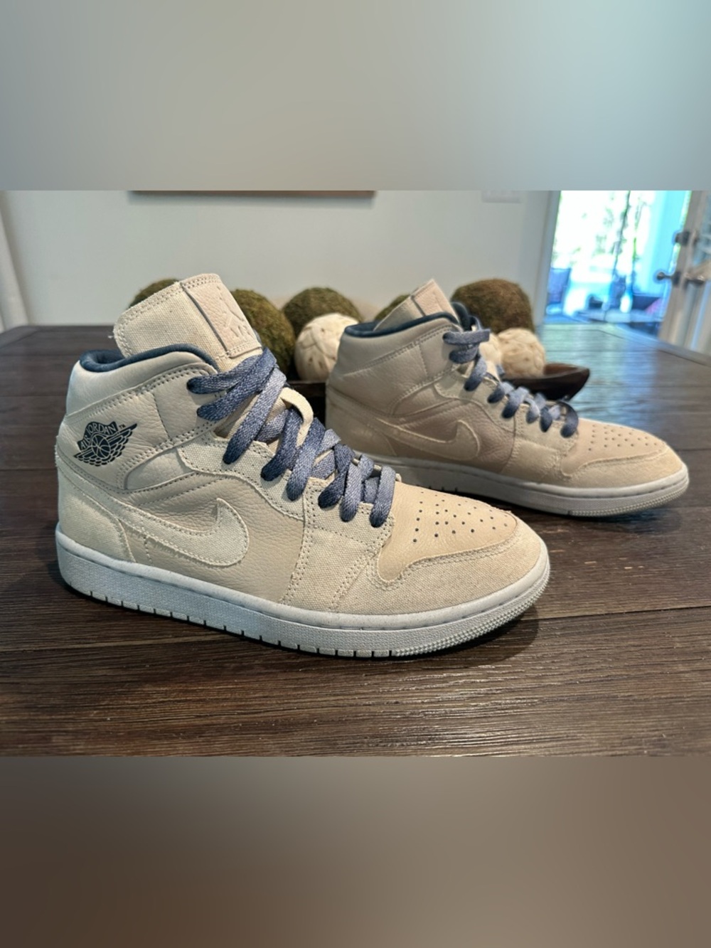 Jordan 1 - Picture 2 of 13